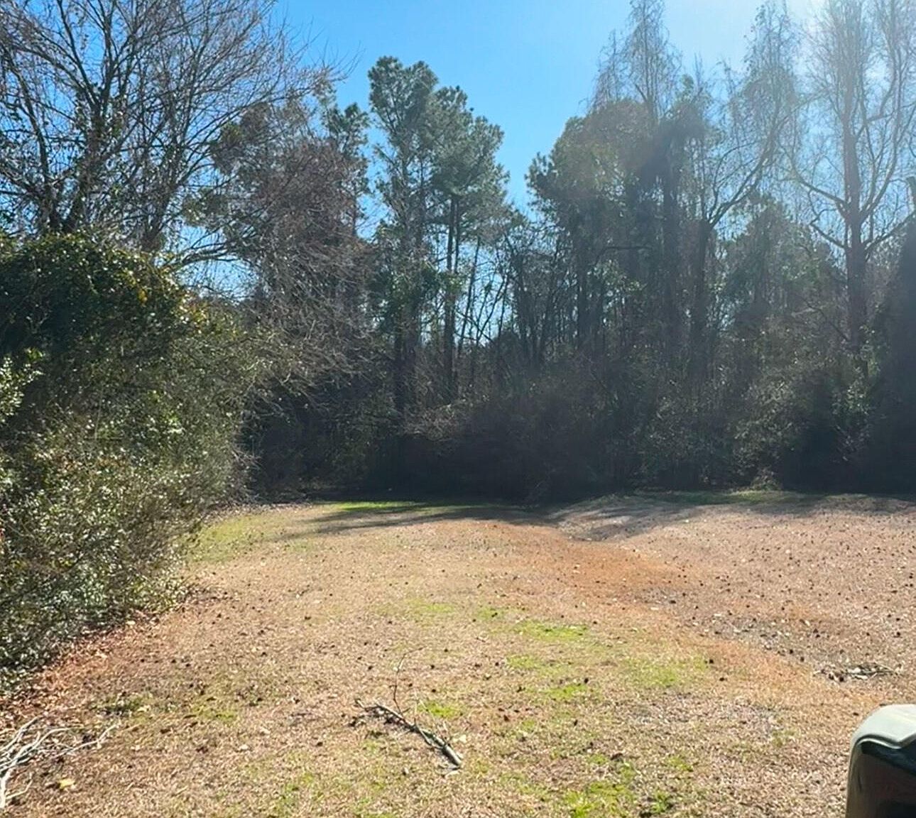 709 Airport Rd New Bern, NC 28560 - Thumbnail 3