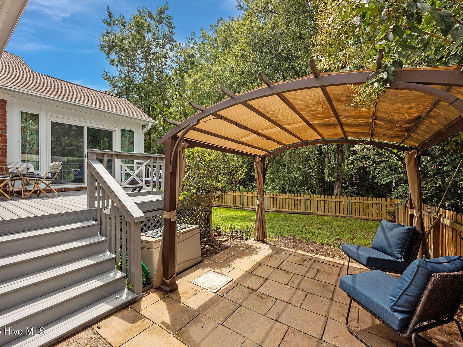 304 Emmen Rd New Bern, NC 28562 - Thumbnail 3