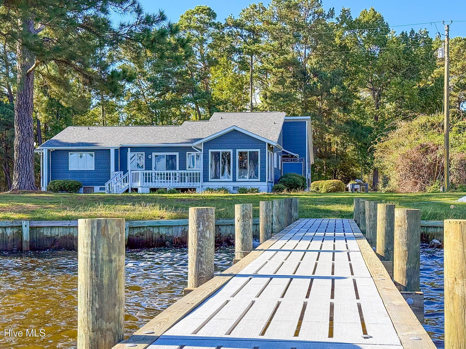 188 Myrtlewood Ln Bayboro, NC 28515 - Thumbnail 3