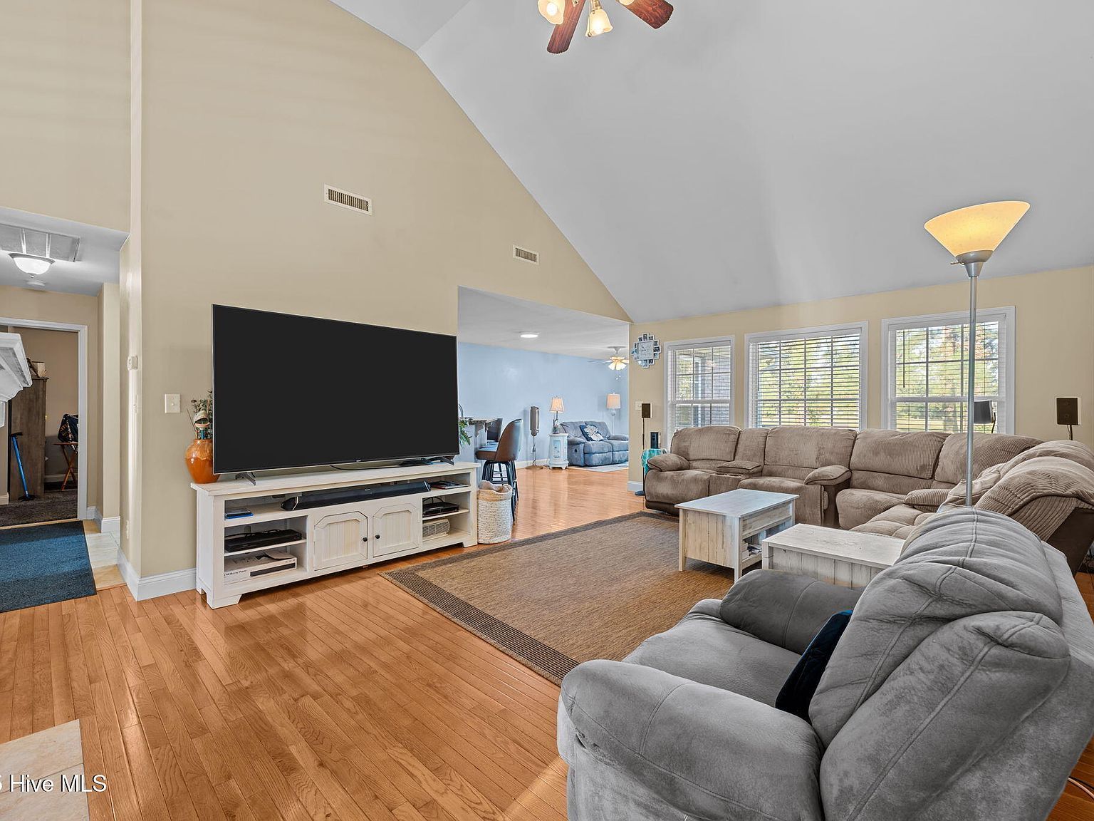 1207 Pelican Dr New Bern, NC 28560 - Thumbnail 3