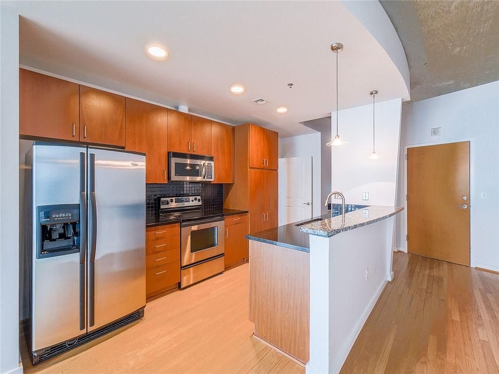 943 Peachtree St NE Unit 1909 Atlanta, GA 30309 - Thumbnail 3