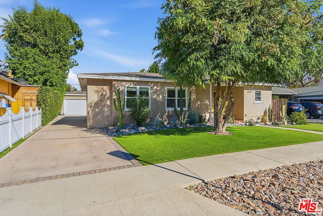 12727 La Maida St Valley Village, CA 91607 - Thumbnail 3