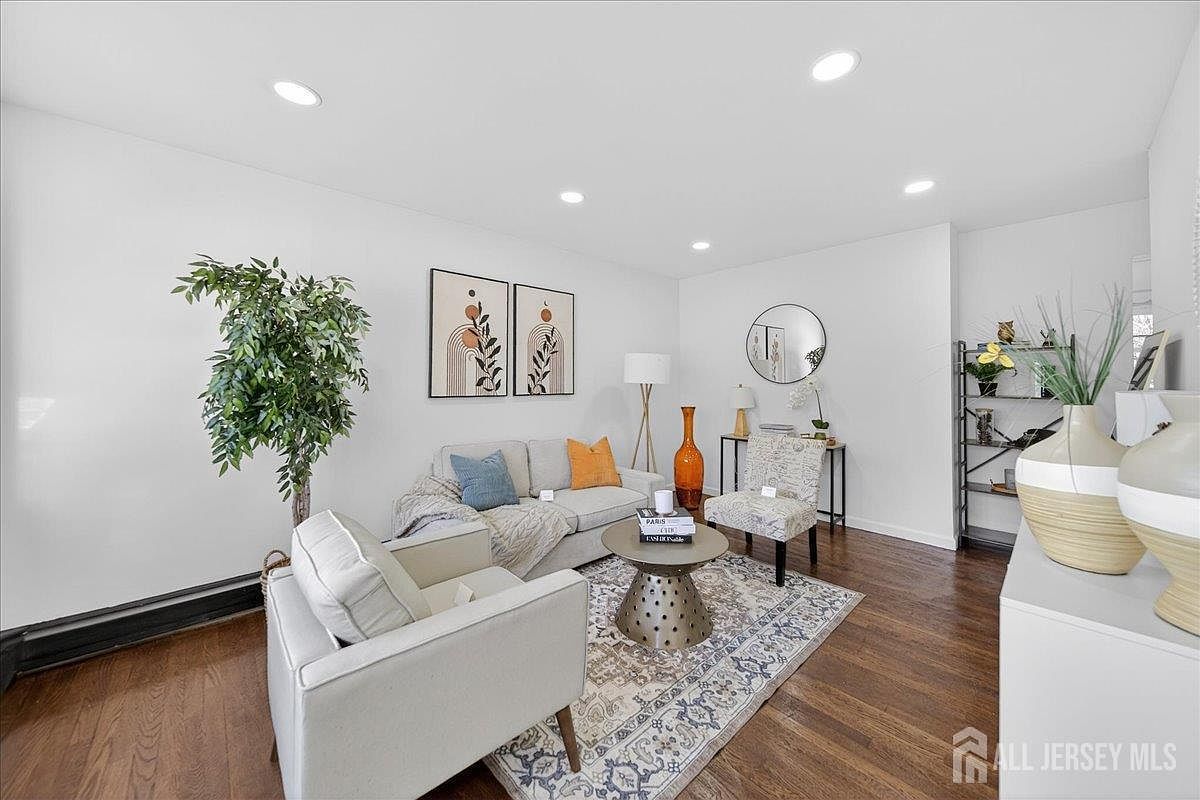 2 Olive St Fords, NJ 08863 - Thumbnail 3