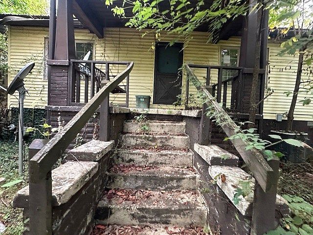 110 N Church St Erin, TN 37061 - Thumbnail 3