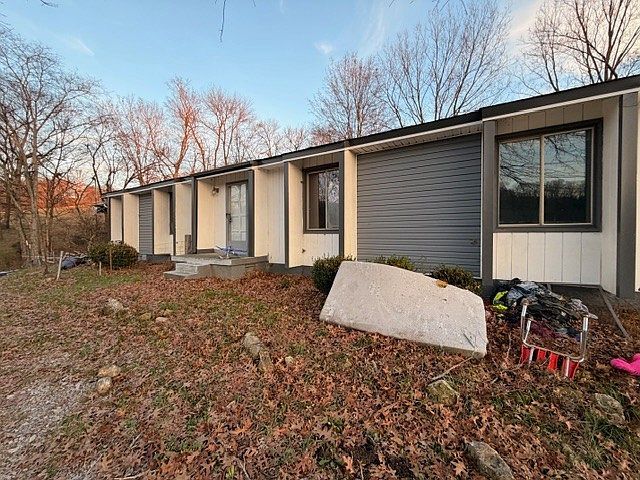 652 Ella West Cir Lynnville, TN 38472 - Thumbnail 3