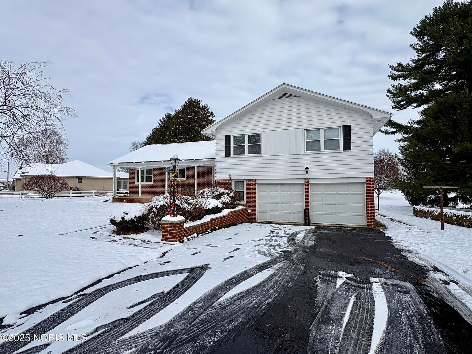 167 Van Meter Dr E Tiffin, OH 44883 - Thumbnail 3