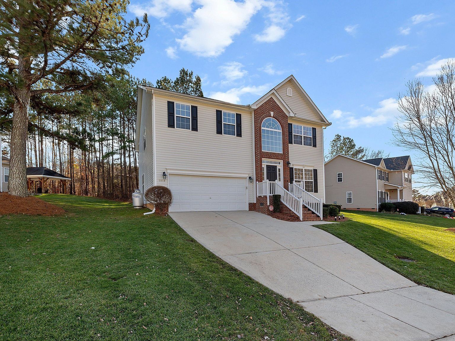 5060 Stonewood Pines Dr Knightdale, NC 27545 - Thumbnail 3