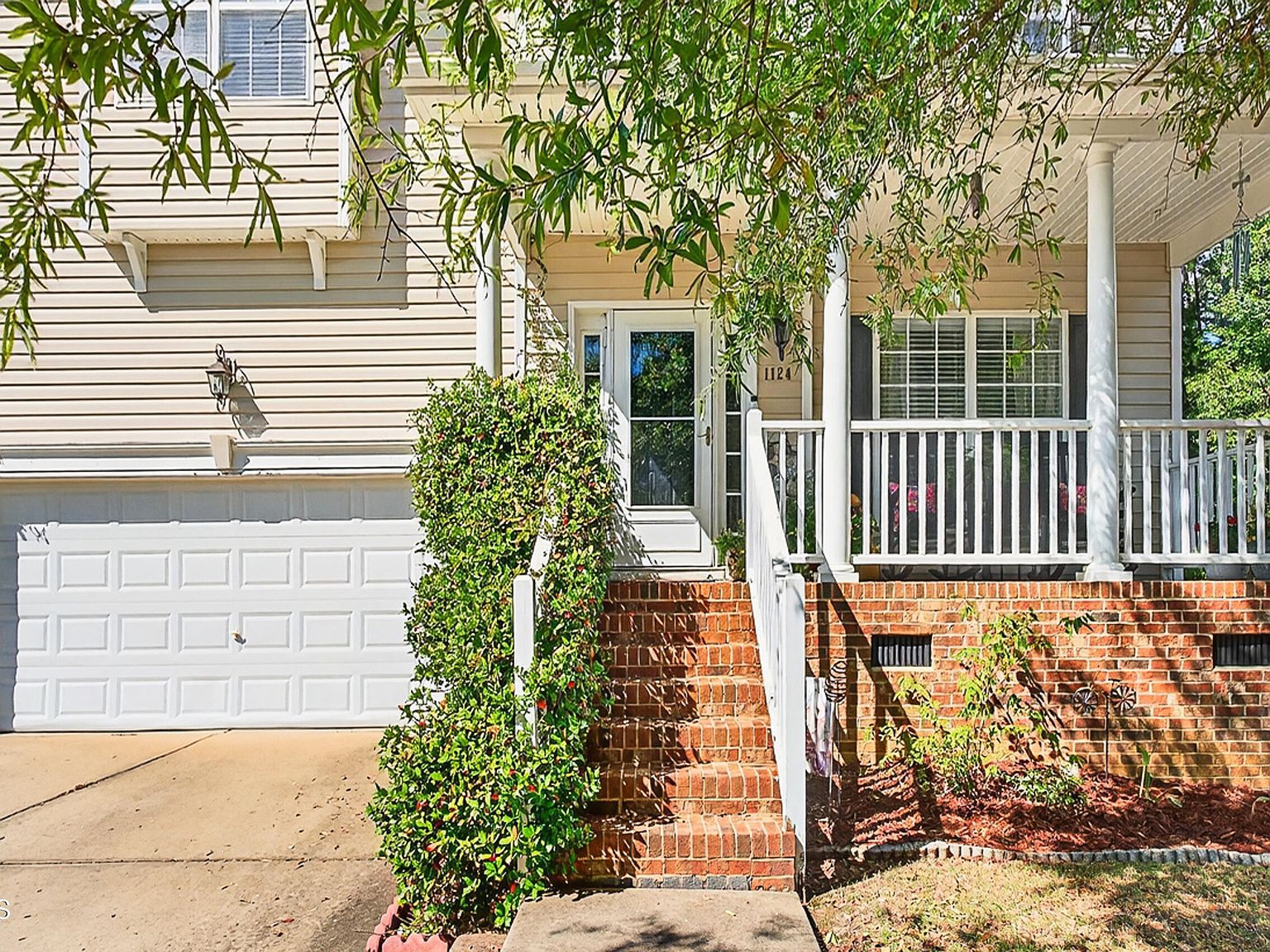 1124 Woodlands Creek Way Apex, NC 27502 - Thumbnail 3