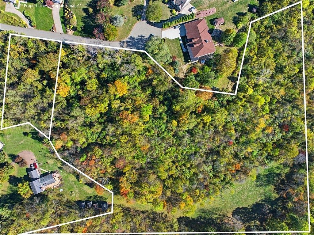 Kathleen Dr Clairton, PA 15025 - Thumbnail 3