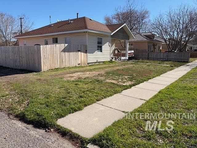 460 3rd Ave N Twin Falls, ID 83301 - Thumbnail 3