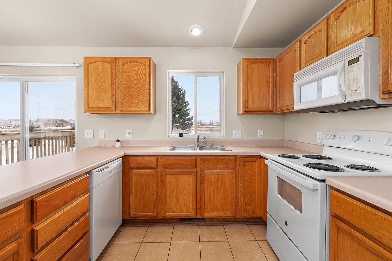 2015 Nighthawk Ln Sauk City, WI 53583 - Thumbnail 3