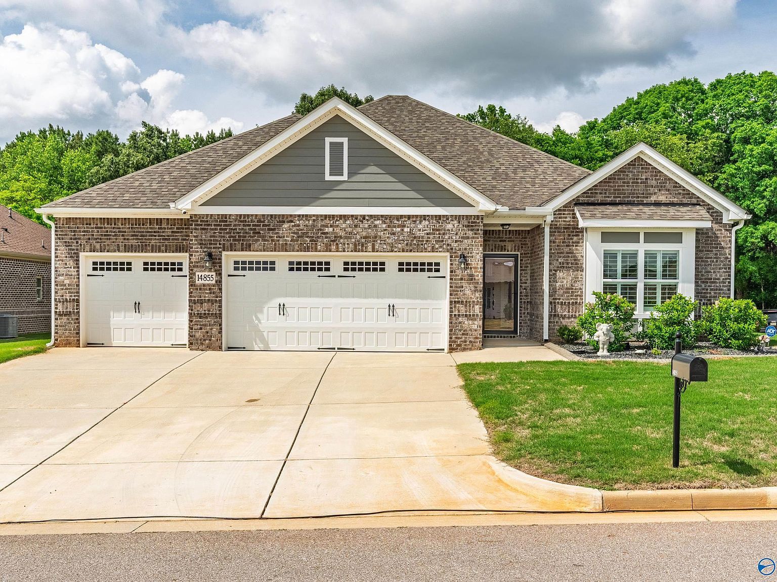 14855 Willow Rose Ln Athens, AL 35613 - Thumbnail 3