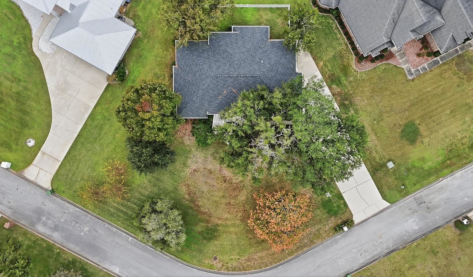 241 Crystal Cove Dr Palatka, FL 32177 - Thumbnail 3