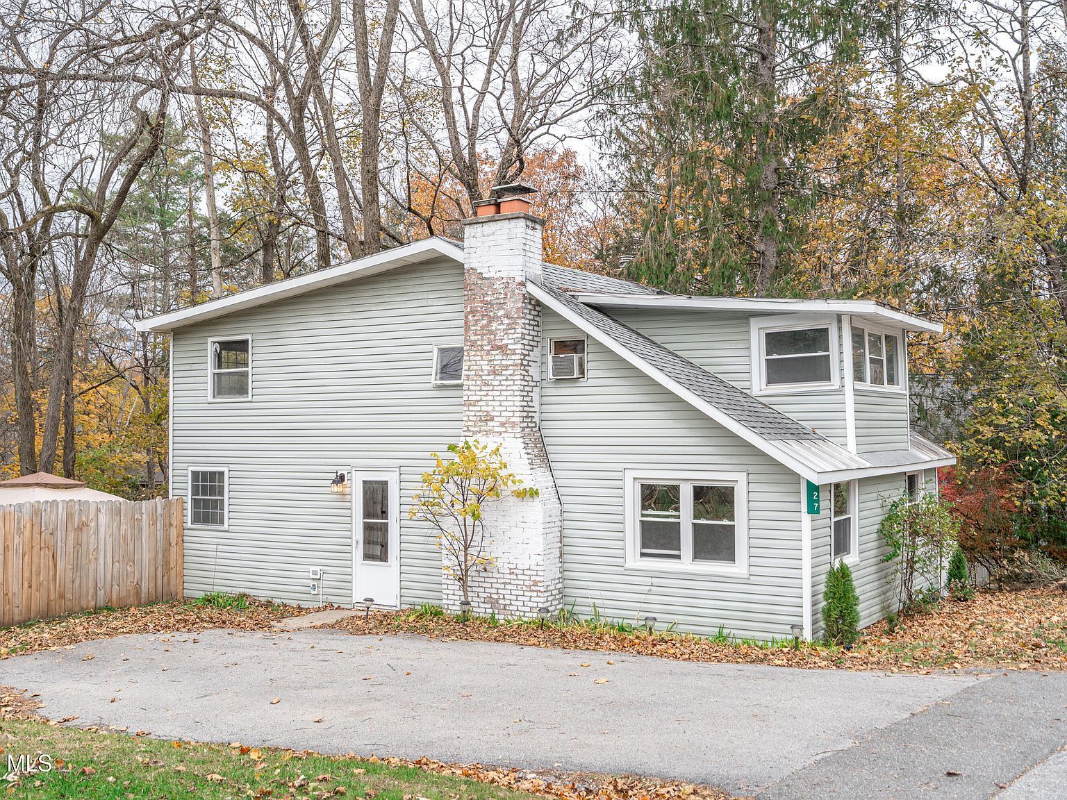 27 Eastside Dr Ballston Lake, NY 12019 - Thumbnail 3