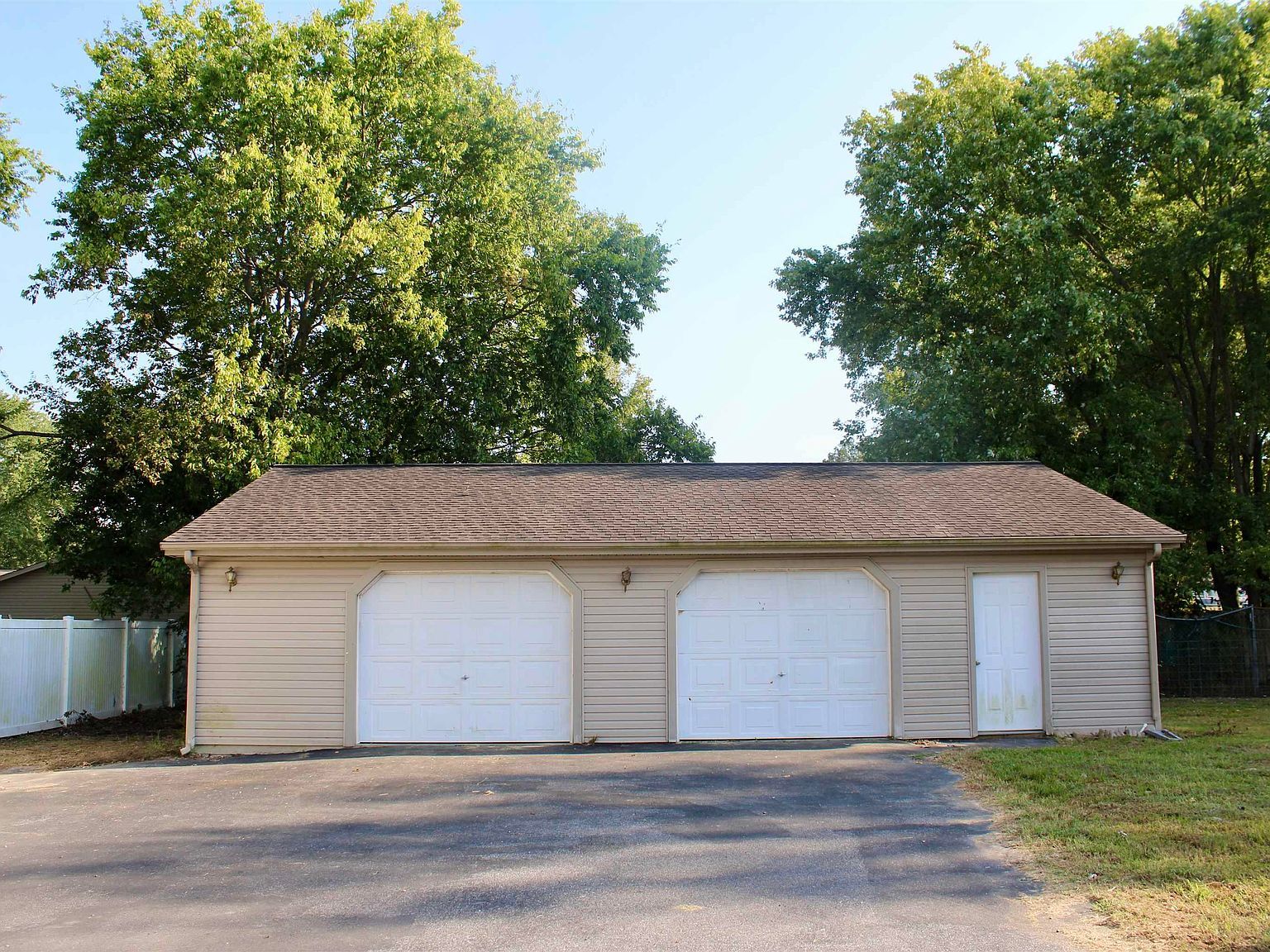 154 Gene Dr Ledbetter, KY 42058 - Thumbnail 3