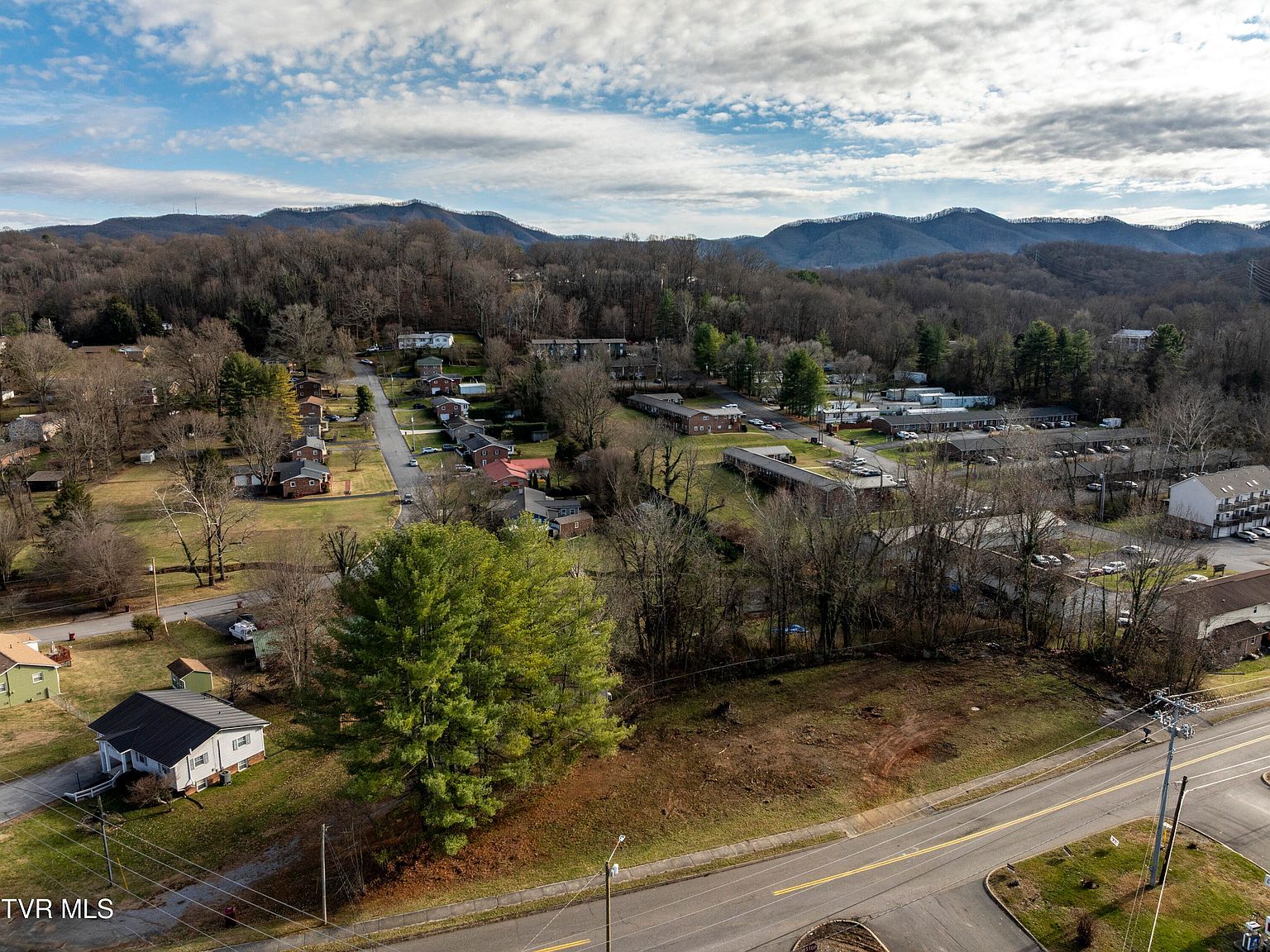 2301 Greenwood Dr Johnson City, TN 37604 - Thumbnail 3