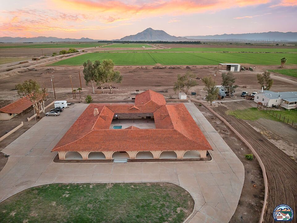 1905 W Wixom Rd El Centro, CA 92243 - Thumbnail 3