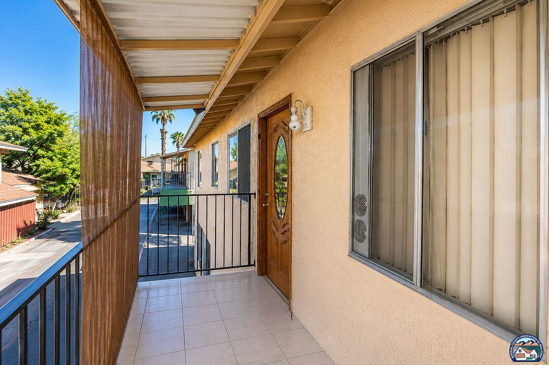 1720 W Brighton Ave Unit D El Centro, CA 92243 - Thumbnail 3
