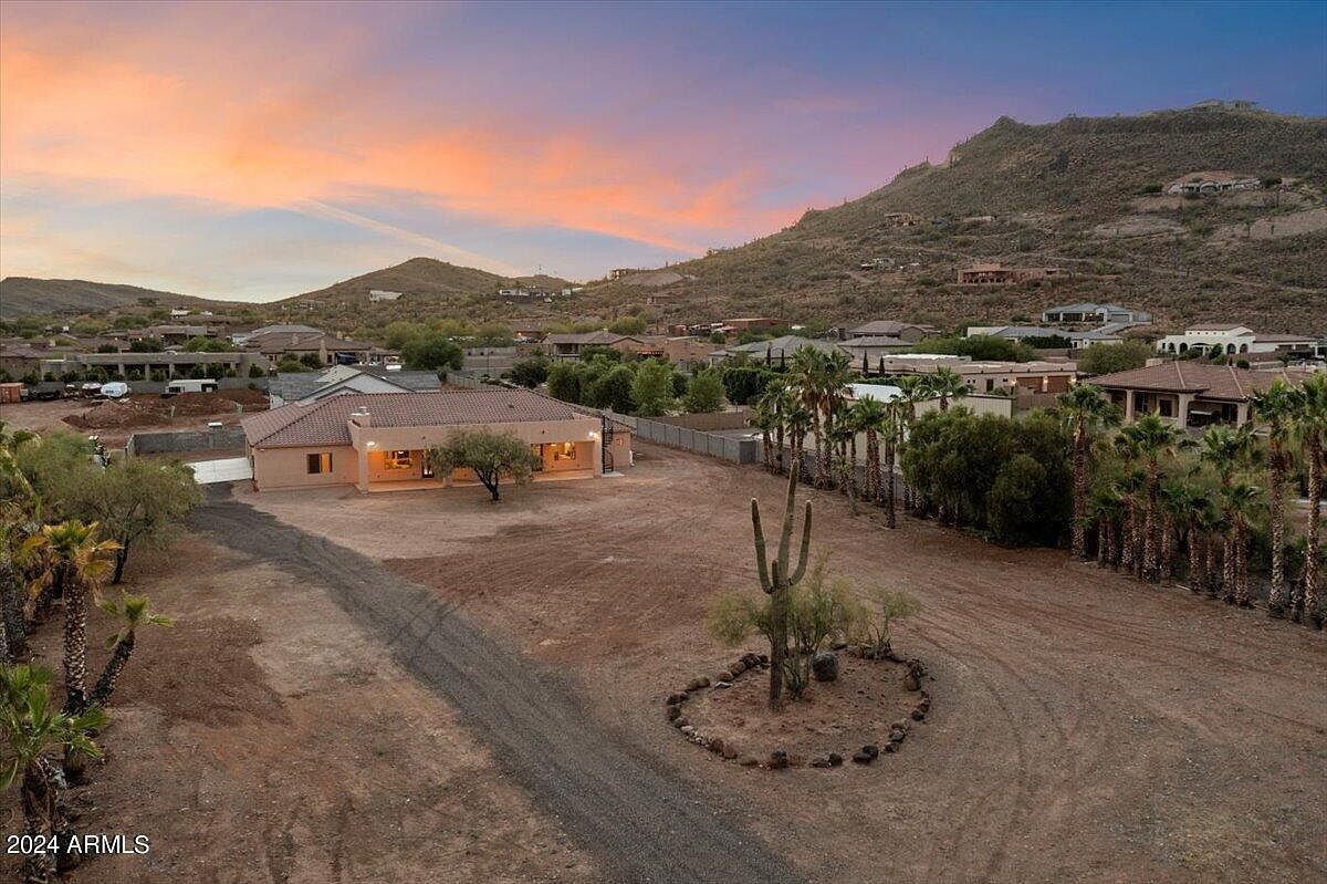 36648 N 27th Ave Phoenix, AZ 85086 - Thumbnail 3