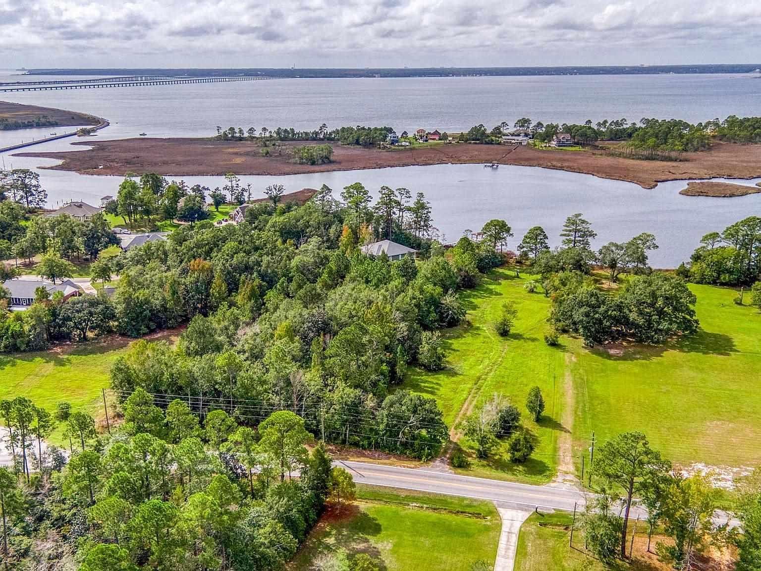 4651 Mulat Rd Milton, FL 32583 - Thumbnail 3