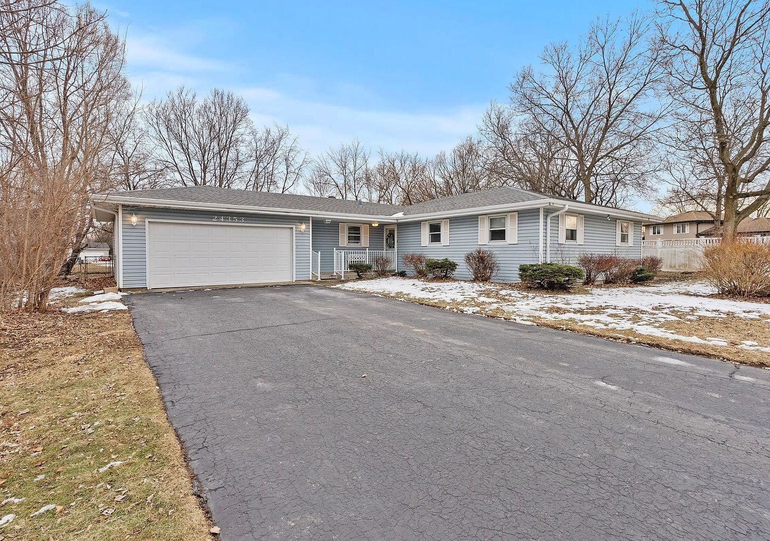 24353 S Valley Dr Channahon, IL 60410 - Thumbnail 3