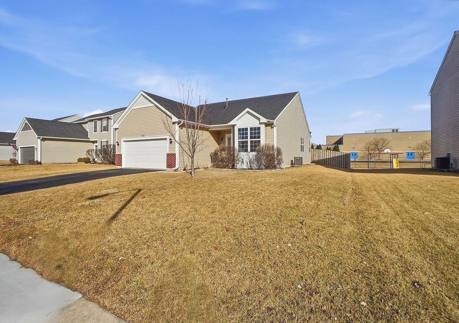 4620 Plymouth Ave Yorkville, IL 60560 - Thumbnail 3