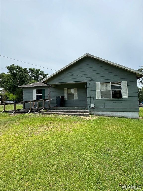 212 9th St NW Fayette, AL 35555 | Single Family