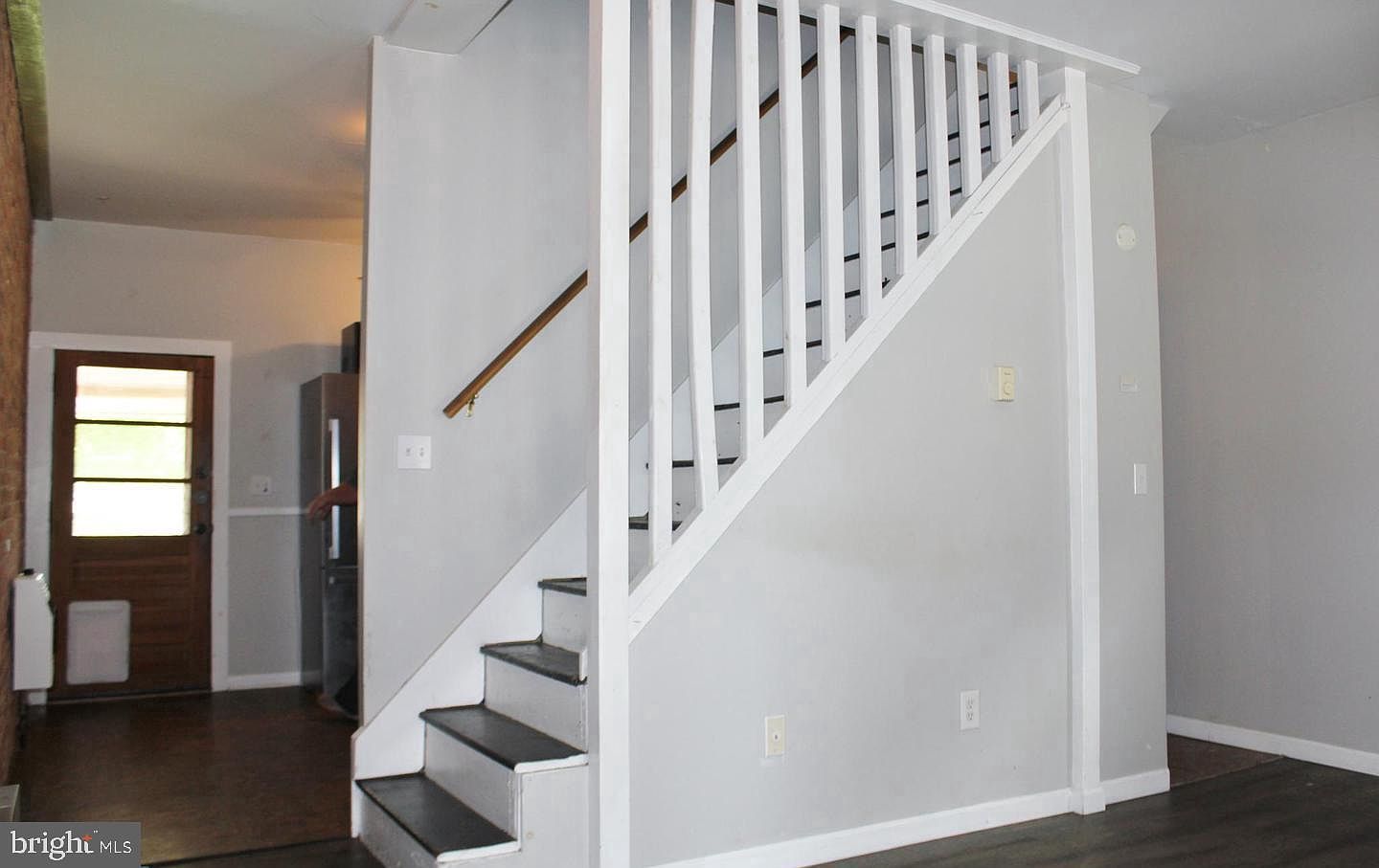 236 N Locust St Hagerstown, MD 21740 - Thumbnail 3