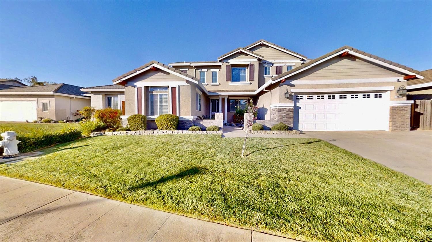 9573 Spring River Way Elk Grove, CA 95624 - Thumbnail 3