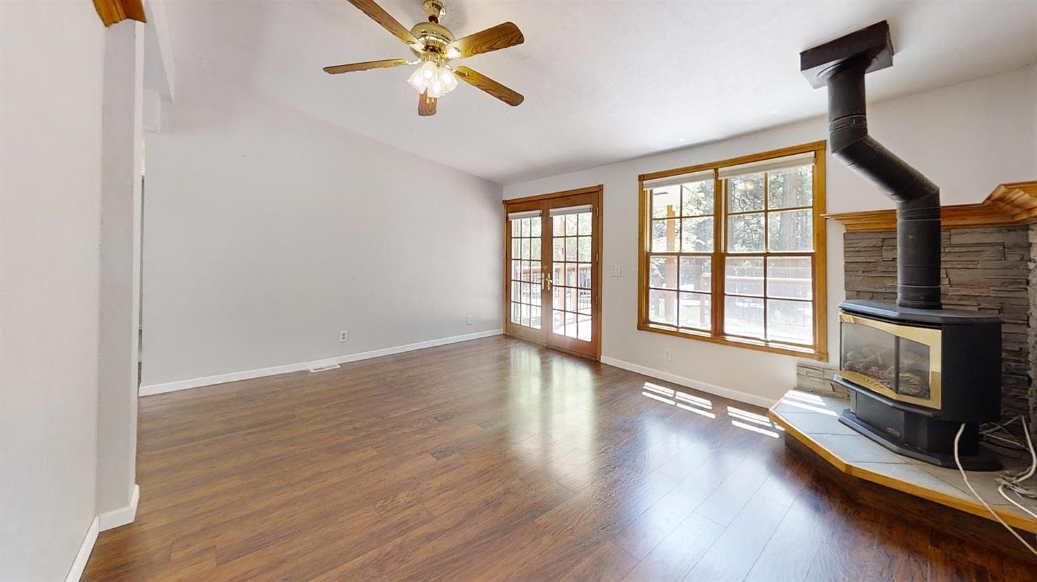 25661 Blaze Ct Volcano, CA 95689 - Thumbnail 3