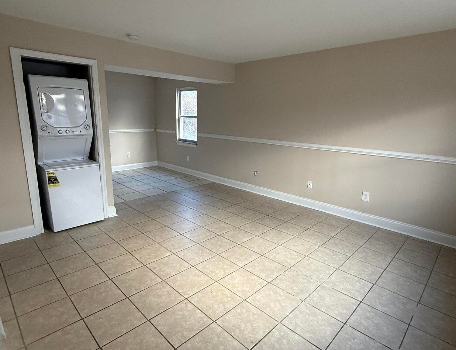 1608 Eastern Ave NE Roanoke, VA 24012 - Thumbnail 3