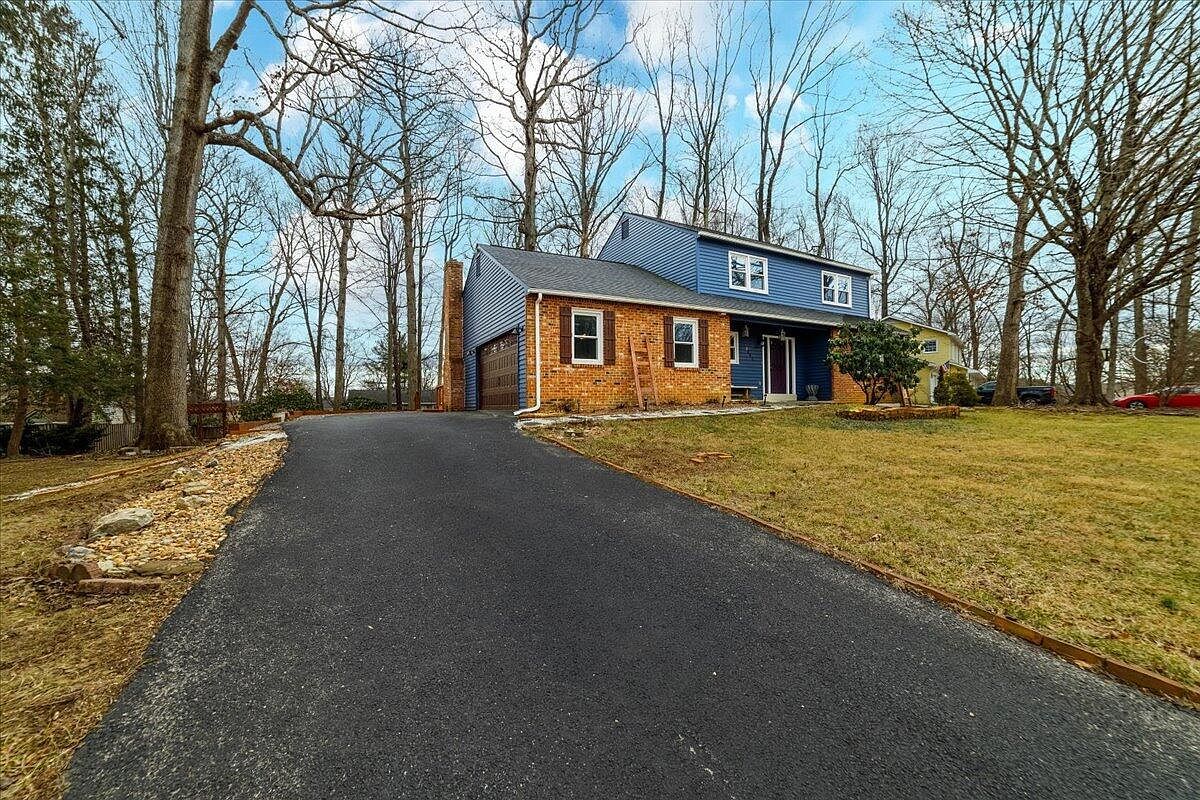 2803 Tall Oaks Dr Blacksburg, VA 24060 - Thumbnail 3