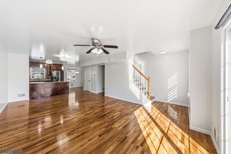 4 Lily Ct #4C Roselle, NJ 07203 - Thumbnail 3