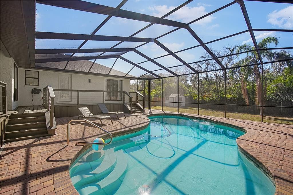 109 Holly Tree Ln Brandon, FL 33511 - Thumbnail 3