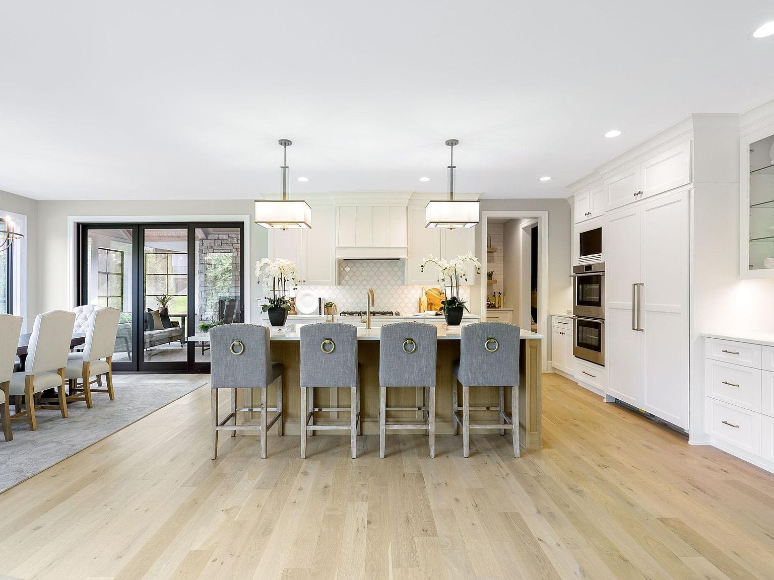 3981 White Oak Ln Excelsior, MN 55331 - Thumbnail 3