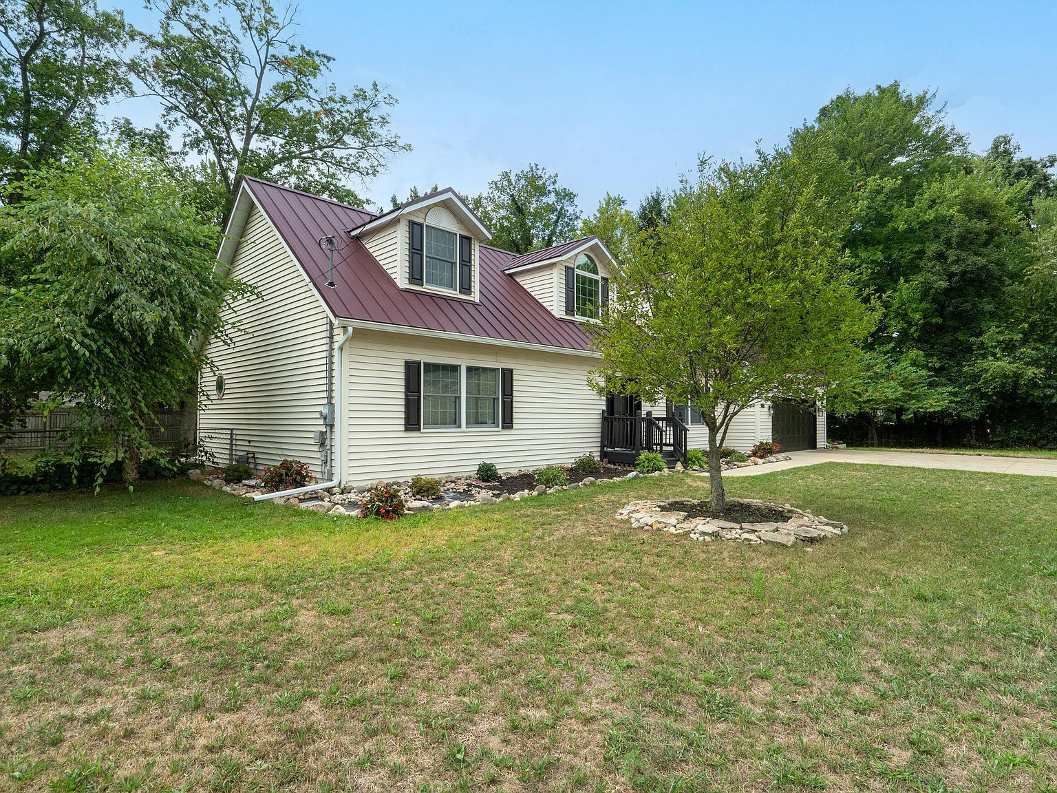 1620 E Osterhout Ave Portage, MI 49002 - Thumbnail 3