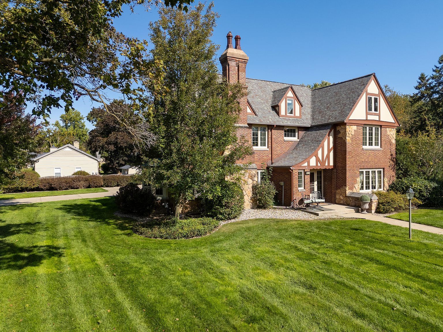 405 Park Ave Parchment, MI 49004 - Thumbnail 3