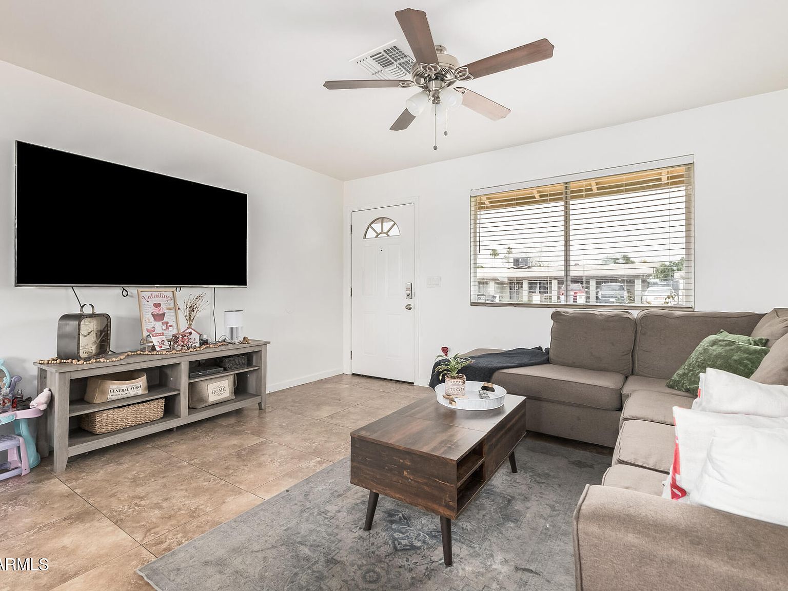 8819 W Glenrosa Ave Phoenix, AZ 85037 - Thumbnail 3