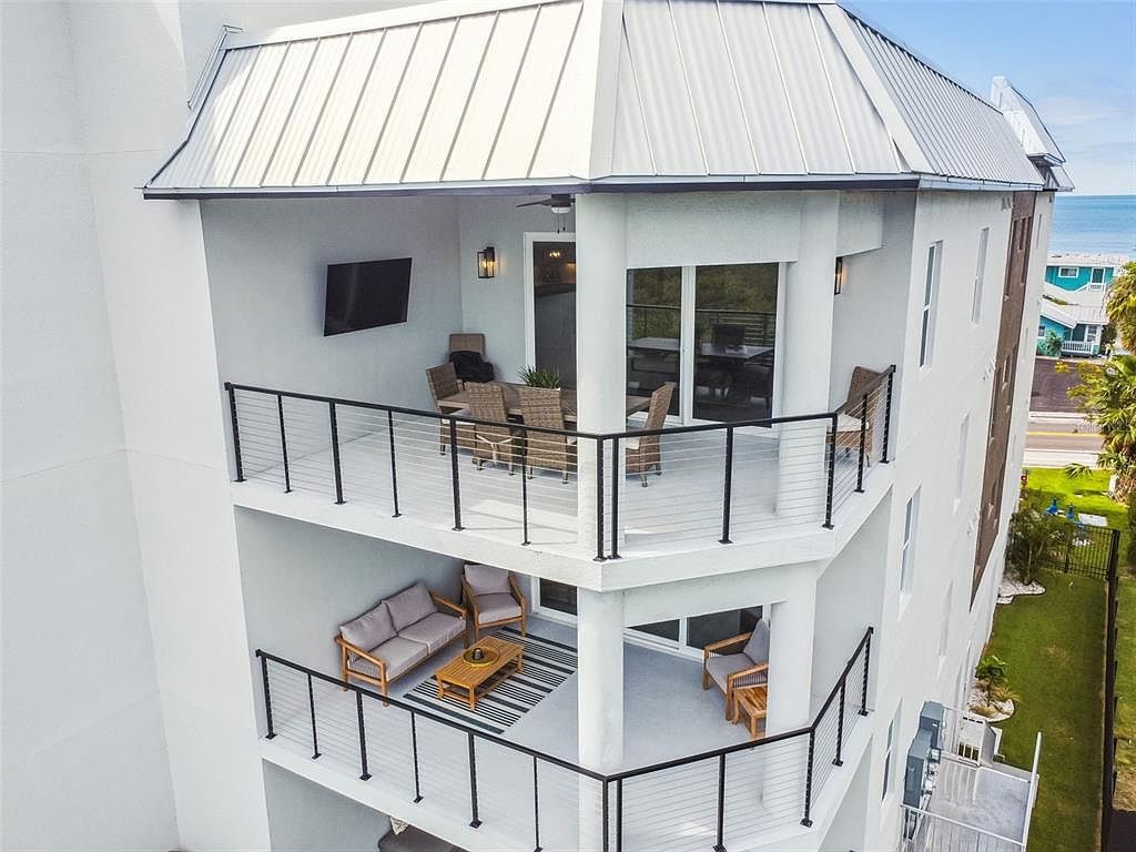 19505 Gulf Blvd #404 Indian Rocks Beach, FL 33785 - Thumbnail 3