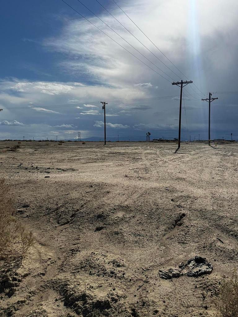 2133 Panama Ave Thermal, CA 92274 - Thumbnail 3