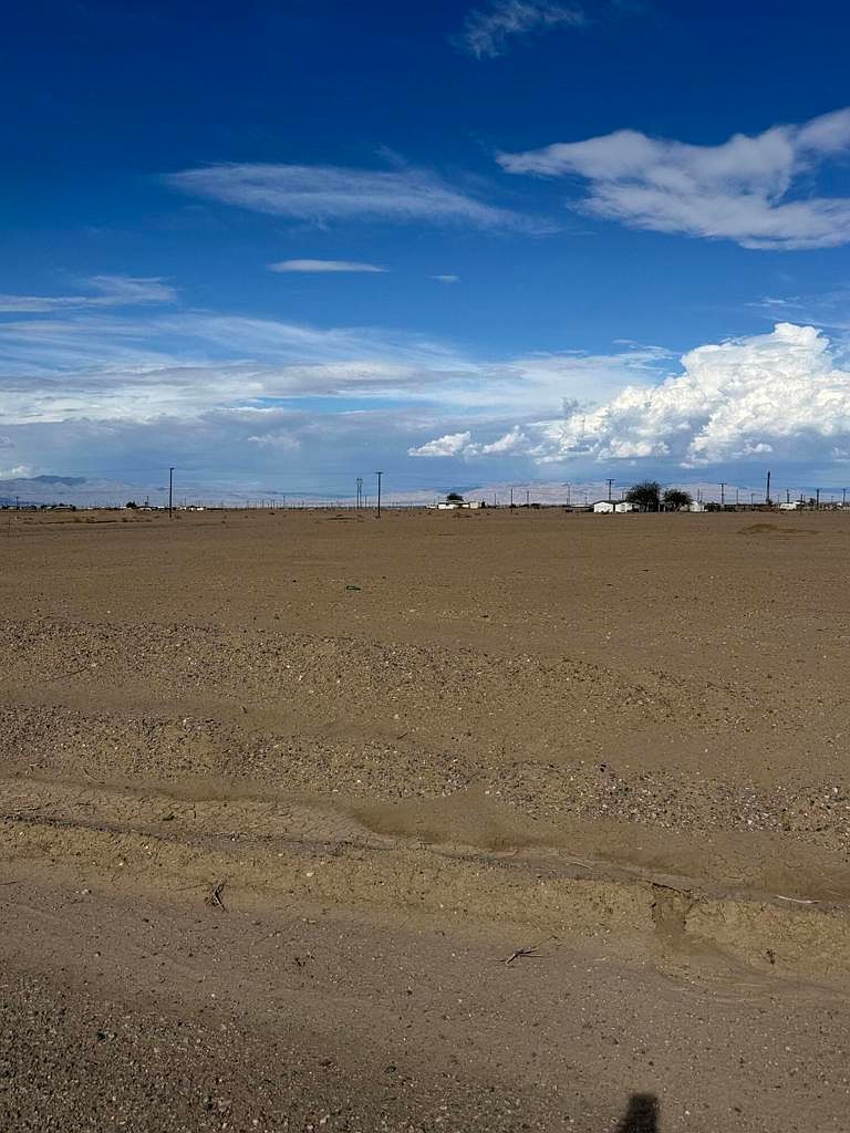 1958 Sterling Ave Thermal, CA 92274 - Thumbnail 3