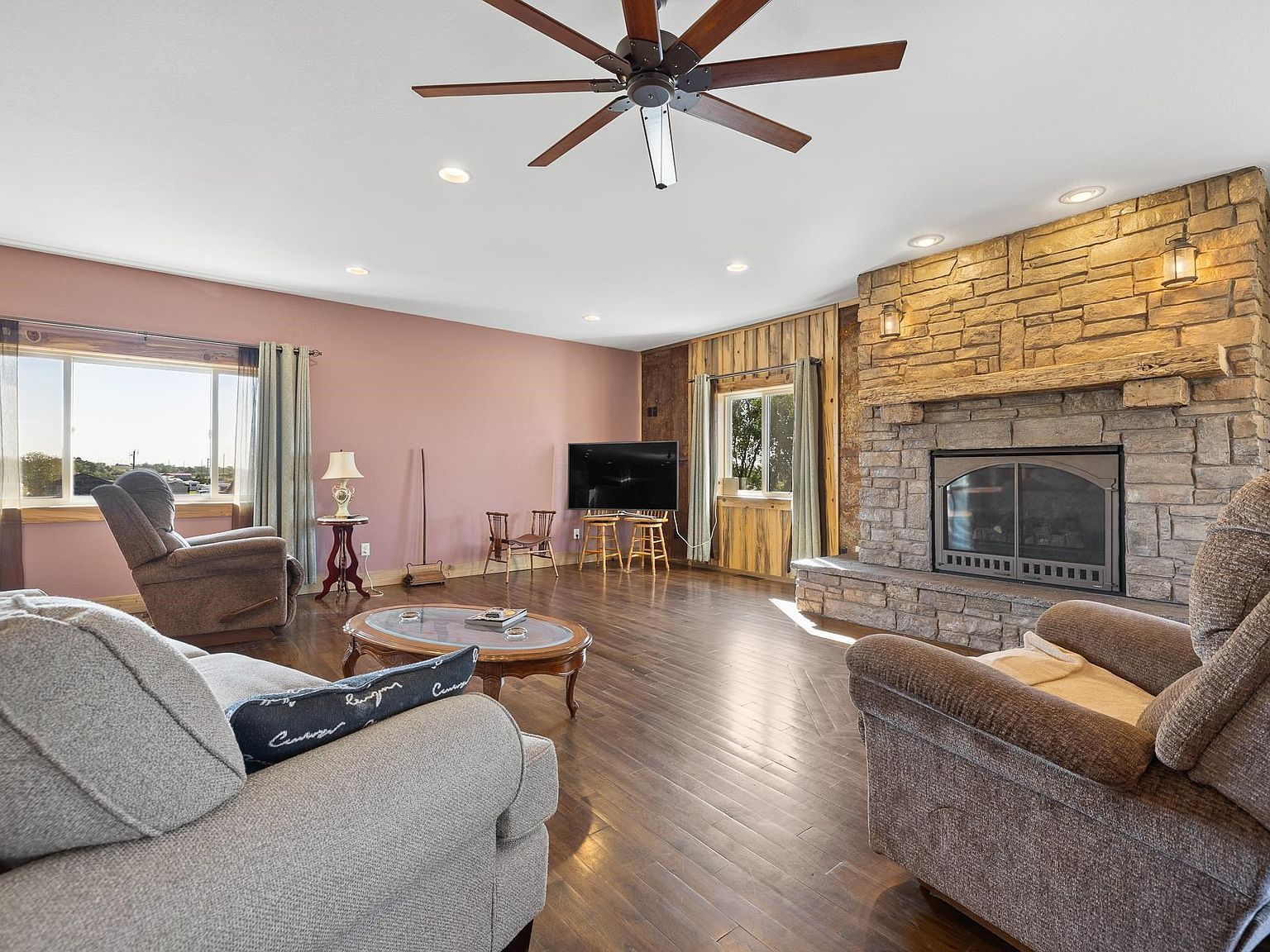 4280 Bennett Rd Rapid City, SD 57701 - Thumbnail 3