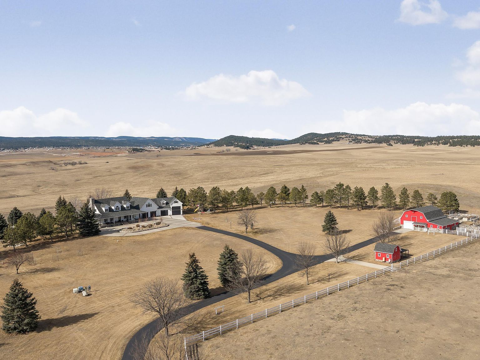 7999 Erickson Ranch Rd Rapid City, SD 57702 - Thumbnail 3