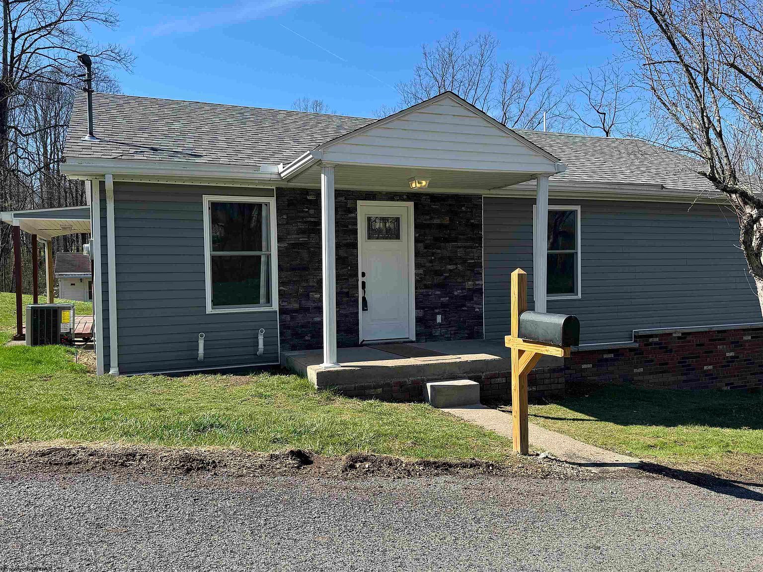 110 Sunshine Way Fairmont, WV 26554 - Thumbnail 3