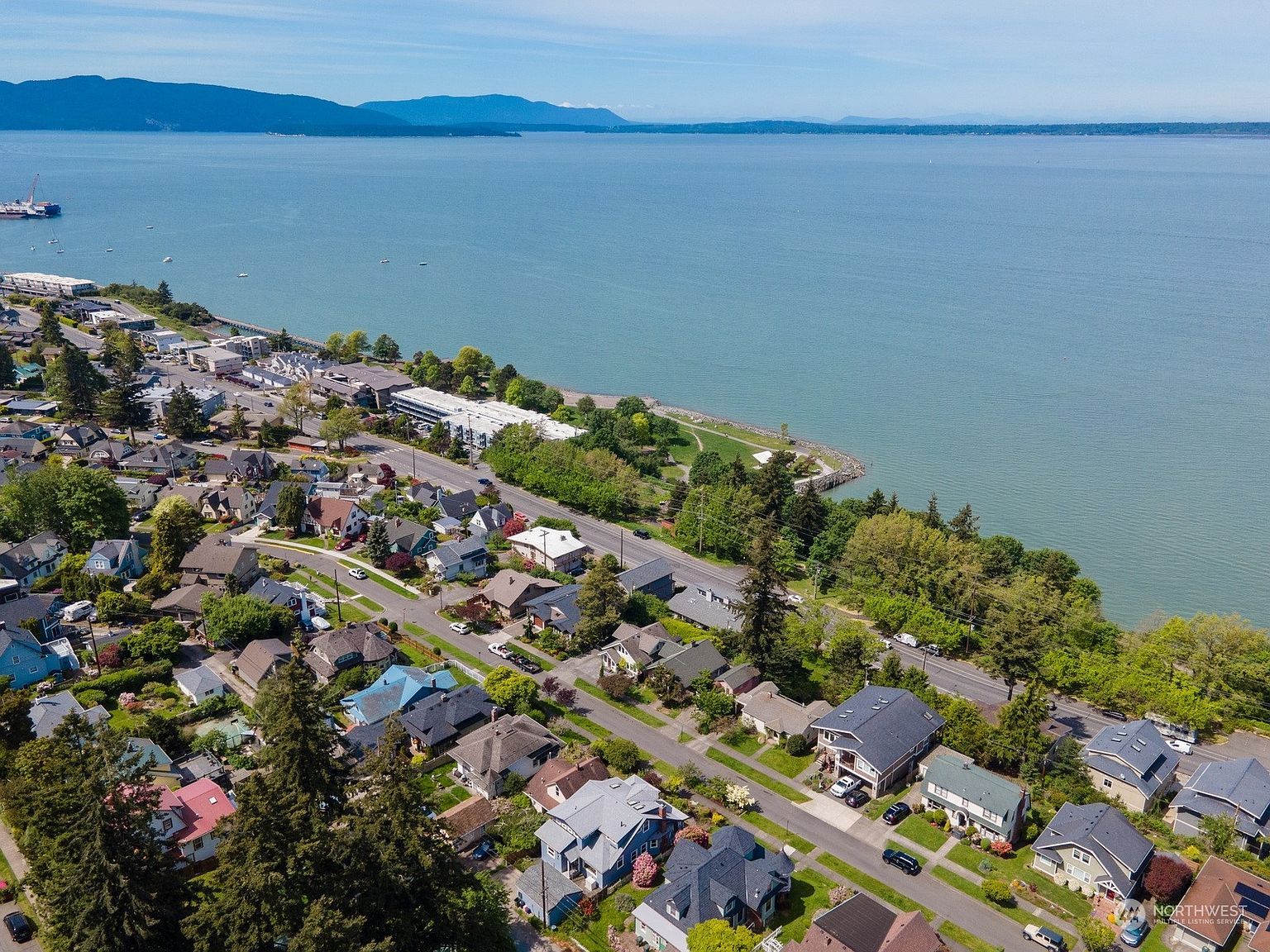 337 S Forest St Bellingham, WA 98225 - Thumbnail 3