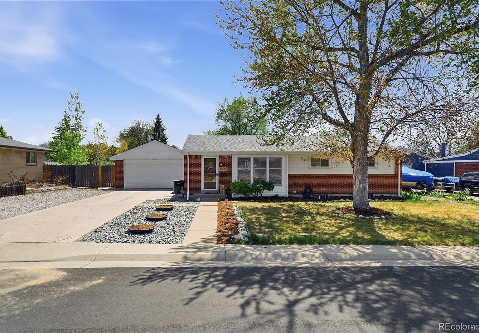 6878 S Birch Way Centennial, CO 80122 - Thumbnail 3