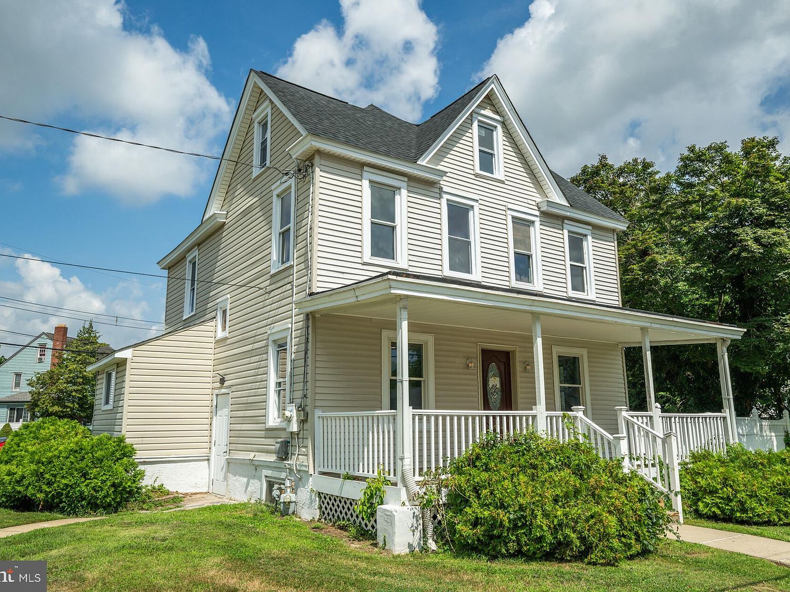 7105 N Radcliffe St Bristol, PA 19007 - Thumbnail 3