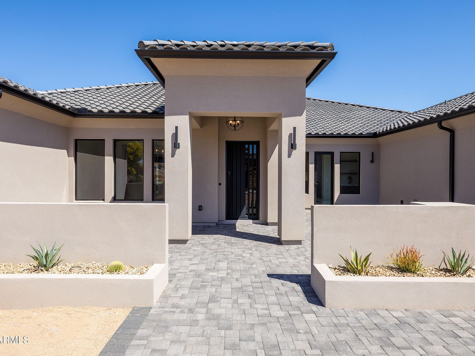 544 E Amber Sun Dr Phoenix, AZ 85086 - Thumbnail 3