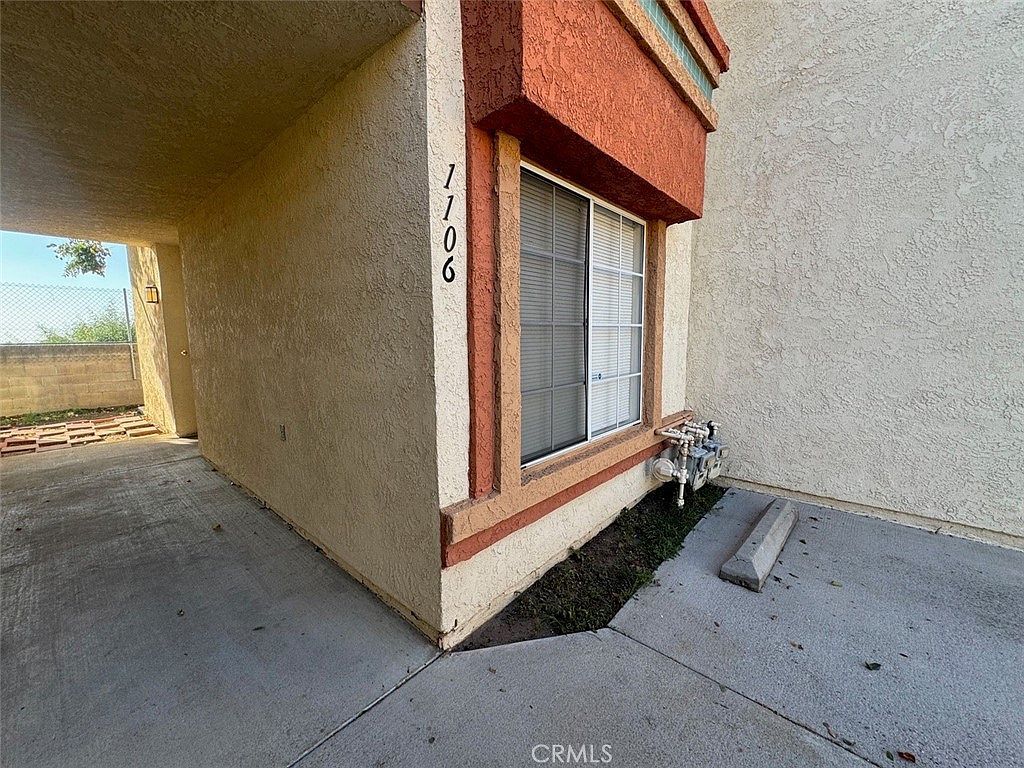 1365 Crafton Ave APT 1106 Mentone, CA 92359 - Thumbnail 3