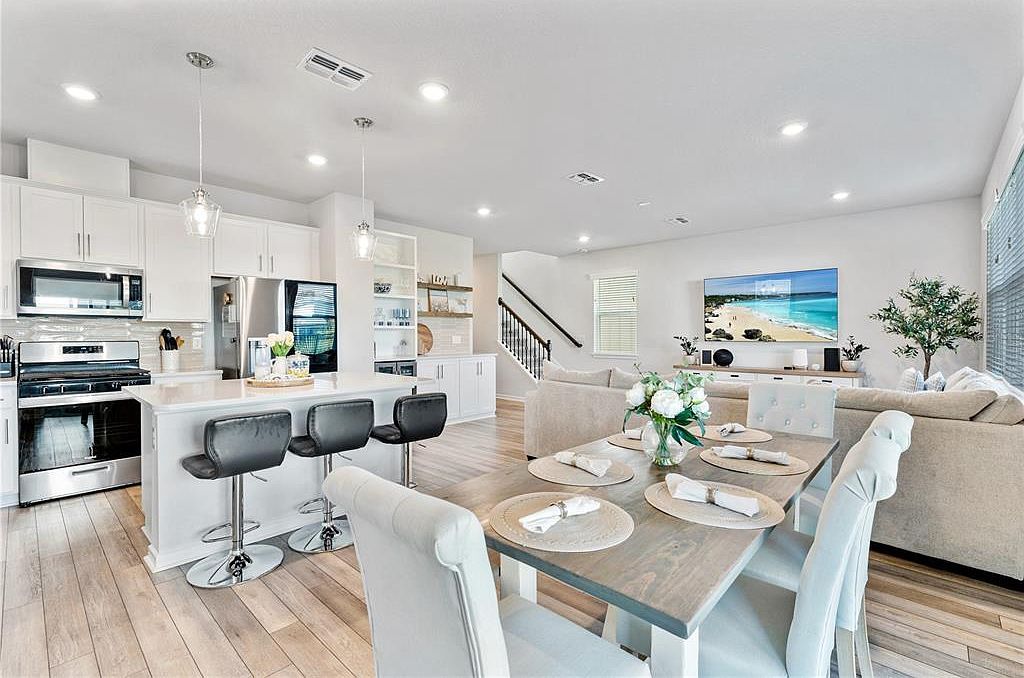 17713 Everlong Dr Land O Lakes, FL 34638 - Thumbnail 3